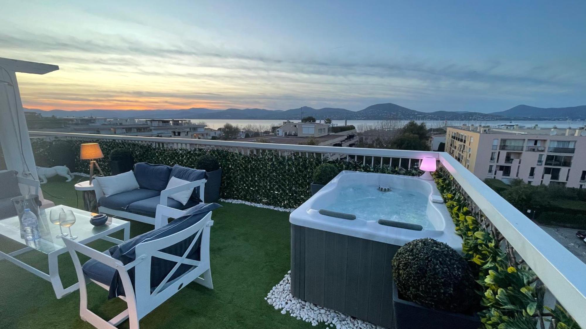Saint Tropez Sea View Penthouse Leilighet Eksteriør bilde